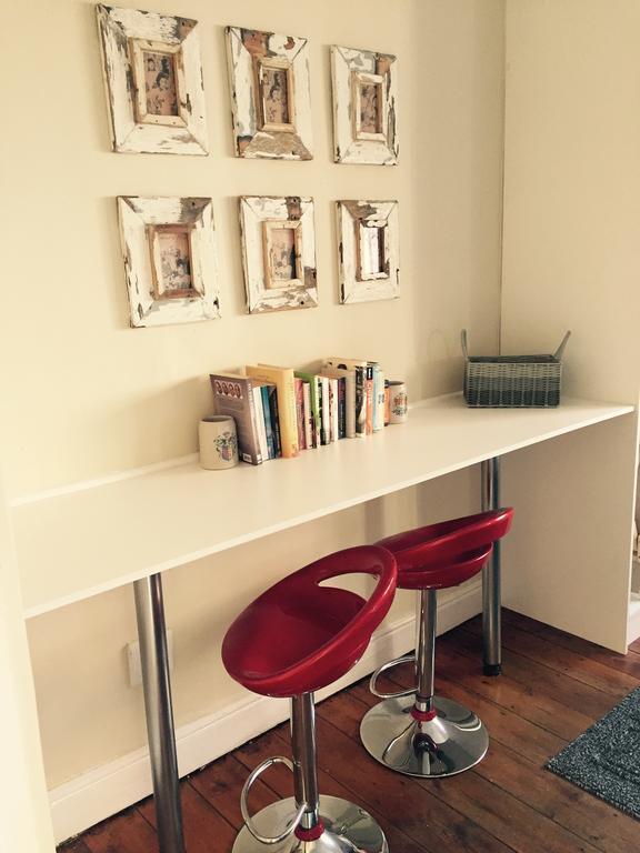 Cape Dutch Red Door Villa Cape Town Room photo